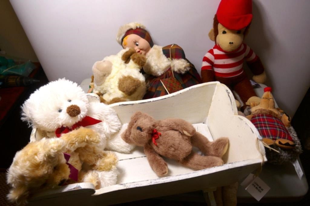 Vintage Dolls, Stuffed Animals & Cradle