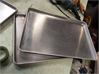 2- 26x18 Baking Trays