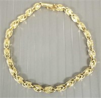 14K gold fancy link bracelet - 7.7 grams; 8" long