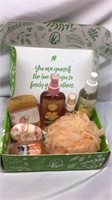 F9) BOX OF BEAUTY PRODUCTS