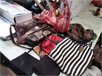 8 Handbags & Purses