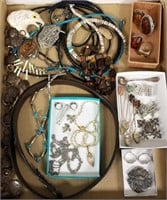 4 amber rings, bracelet, earrings & turquoise -