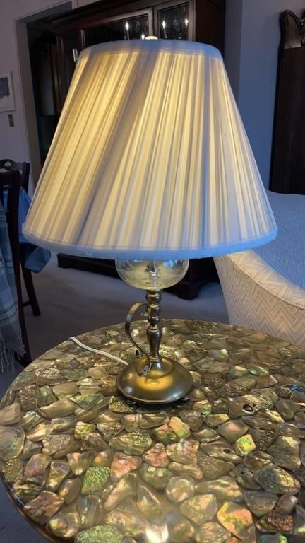 Table lamp 20”