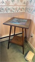 Antique table 29x18x18