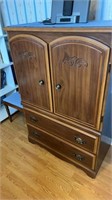 Small armoire 2dr