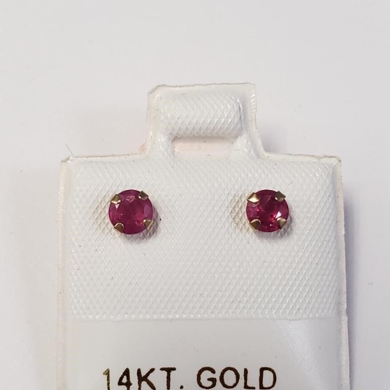 $240 14K Ruby(0.52ct) Earrings