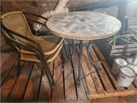 Patio table & 2 chairs