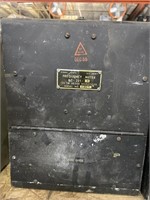 WWII Signal Corps U.S. Army Frequency Meter