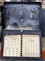 Signal Corps U.S. Army Frequency Meter BC-221-O