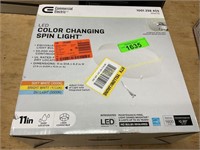 CE 11in.led color changing spin light