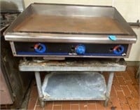 3' Star Griddle 36" x 38" Natural gas & stand