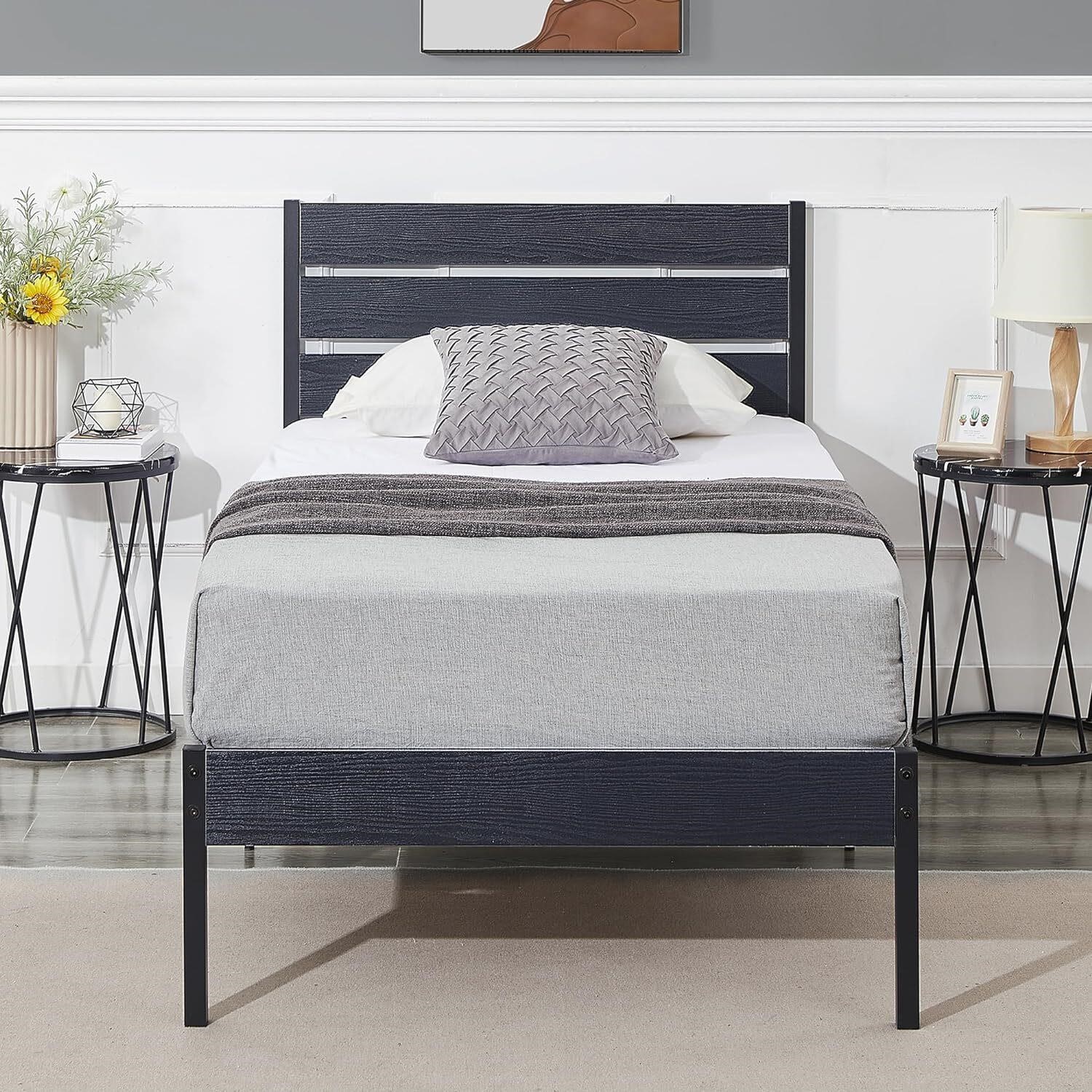 VECELO Platform Twin Bed Frame with Rustic Vintage