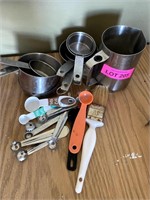 LOT OF S/S MEASURING CUPS/SPOONS ETC.
