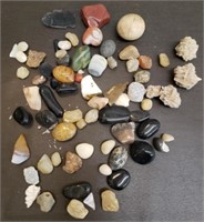 Box of Assorted Agates, Jasper, Obsidian & More