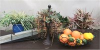 Box 4 Artificial Plants, Wreath, Vase w/Dried