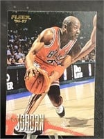 Michael Jordan Basketball Card Fleer 96-97 Gold