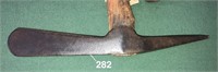 Small household-size ice axe