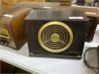 rca victor model 9-x-561 radio