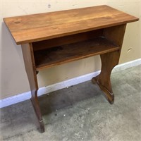 VTG. WOODEN END TABLE w BOOK STORAGE