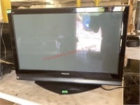 42" Panasonic Flat Screen Tv