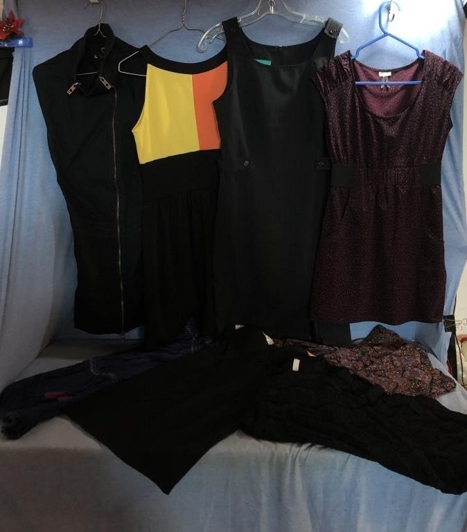 Womens Summer Clothing Lot Size Medium Includes