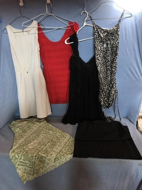 Womens Small-Xs Dress Lot Includes Many Nice