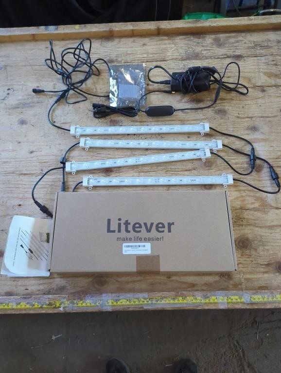 Litever LED Grow Light Kit w/ Instructions &