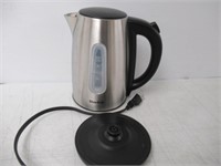 "Used" Starfrit Electric Kettle - 1.7L - Water