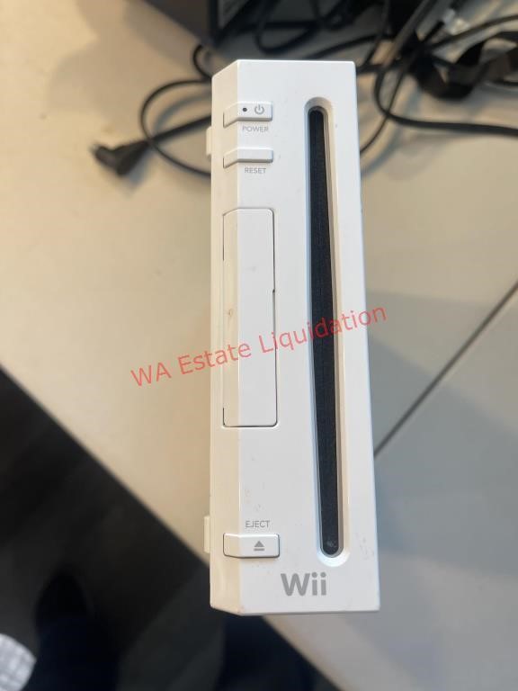 Wii game Console Untested No Cords (living room)