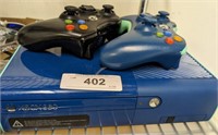 XBOX 360 WITH CONTROLLERS  NO CORDS