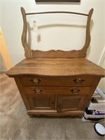 Vintage Wash Stand - Need Small Repair On Top Rack