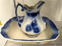MCCOY PITCHER AND WASHBOWL