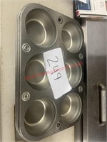 LOT - MUFFIN PANS