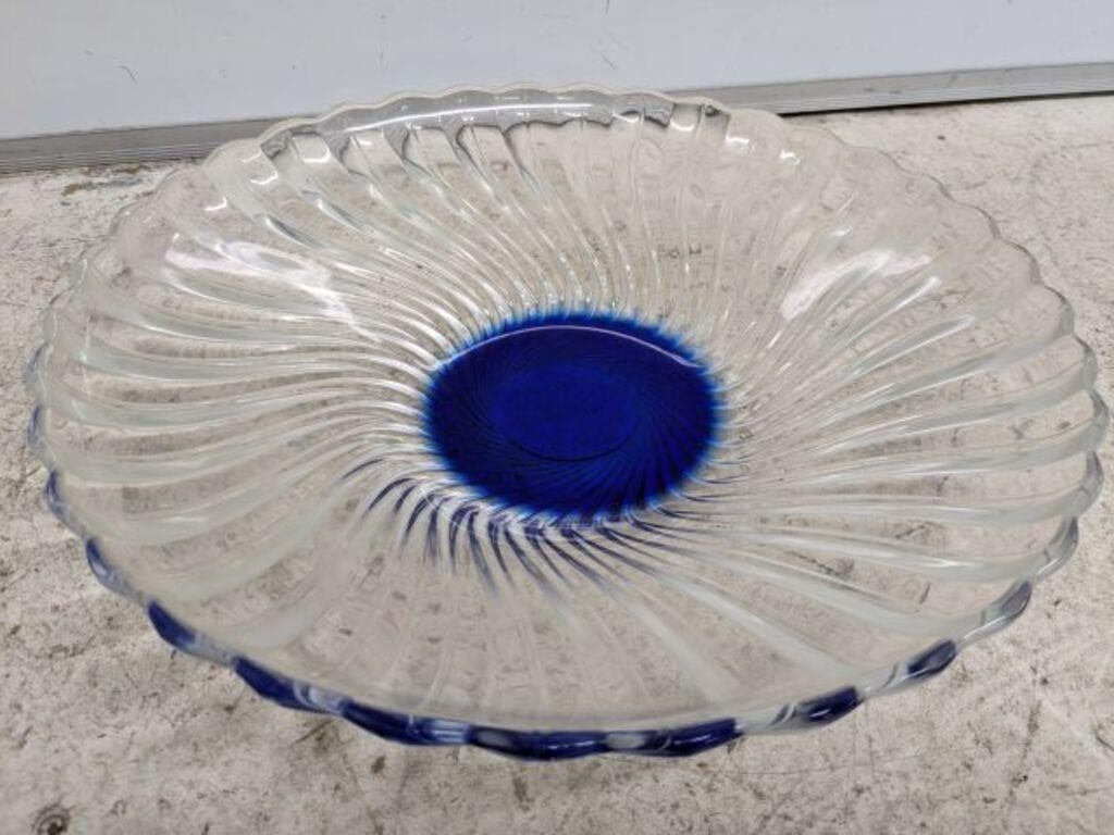 COBALT AND CLEAR FRUIT PLATE