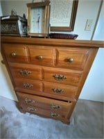 Broyhill Chest Of Drawers