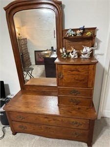 Antique Gentlemen's Dresser w/ Hat Box