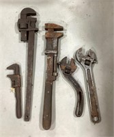 Tool lot w/ pipe wrenches
