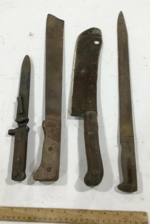 4-Knives/one w/ sheath-does not come off