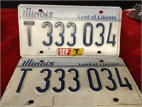Vintage Illinois Car Tags T 333 034