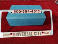 Universal City Tag Frame Hyundai/Olds
