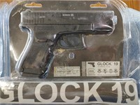 Glock 19 CO2 Pellet Gun