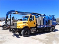 2010 Freightliner Business Class M2 S/A Hydro-Vac