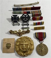 United States Military Awards & Pins