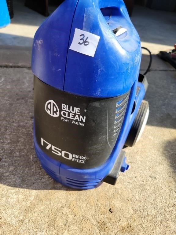 BLUE CLEAN POWER WASHER 1750psi