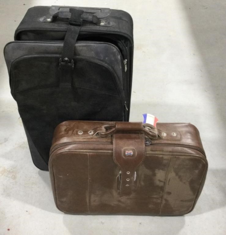 2-Suitcases-w/ American Tourister 
Black