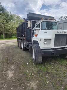 Mack tri axle Dump truck