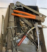 Box lot assorted tools