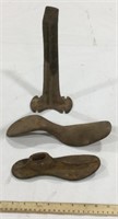 Cobblers shoe stand