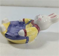 World Bazaars Inc Bunny Rabbit Soap Dish ceramic