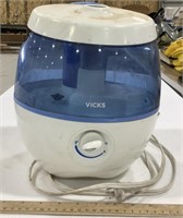 Vicks  Humidifier model VUL575